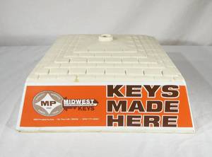 lot 16 image: Vintage Midwest Keys MP Inc. Keys Made Here Kiosk Display Topper Shade