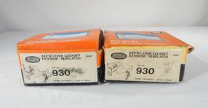 lot 92 image: Set of 2 New Lockwood 930 Series Key N Lever Exterior Deadlatch Commercial Locksets