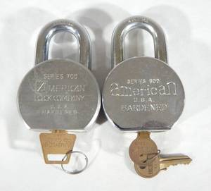 lot 35 image: Set of 2 Heavy Duty American Lock Company Series 600 and Series 700 Padlocks With Keys