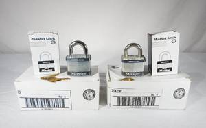lot 47 image: Lot of 9 New Master Lock No. 25 Commercial Padlocks
