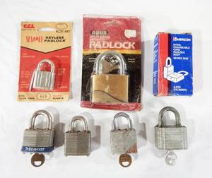 lot 58 image: Lot of 7 New and Vintage Padlocks
