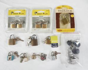 lot 59 image: Lot of 16 New and Vintage Small Padlocks