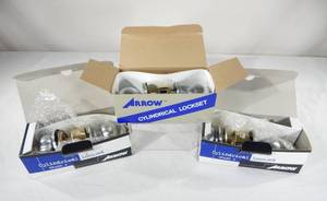 lot 101 image: Lot of 3 New Arrow Commercial Doorknob Locksets