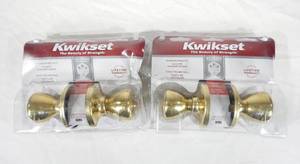 lot 120 image: Set of 2 New Kwikset Model 400T Keyed Entry Bright Brass Door Knob Sets