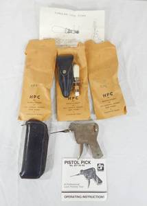 lot 139 image: Lot of Locksmith Lock Picking Tools