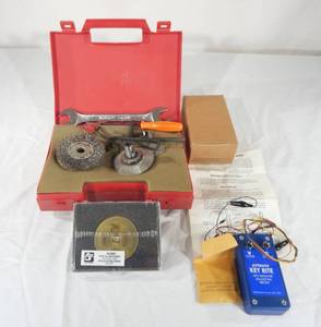lot 147 image: Lot of Key Cutting and Duplicating Machine Cutter Wheels, Tools and Accessories