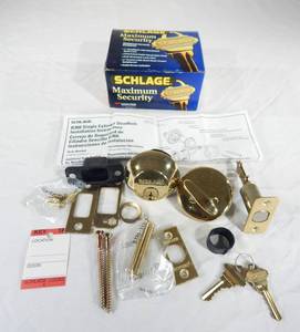 lot 192 image: New Schlage B360 Ultima Bright Brass Maximum Security Deadbolt