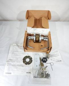 lot 196 image: New Ingersol Rand Falcon T521 Office Lock Lever Set