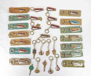 lot 217 image: Lot of Vintage Classic Car Hidden Key and Classic Car Key Chains