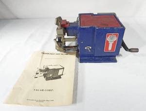 lot 283 image: Sagar Corporation Easy Feed SA-100 Key Cutting Duplicating Machine With Manual