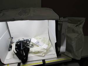 lot 108 image: (2) Laundry Hampers & Felt Hangers...