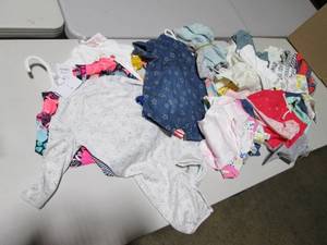 lot 192 image: 22 Pcs. Baby Clothes See Photos...