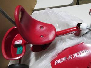 lot 201 image: Radio Flyer StrollerTrike...