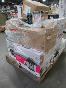 lot 228 image: WHOLESALE MIXED PALLET OF MISCELLANEOUS SMALL KITCHEN APPLIANCES AND MORE