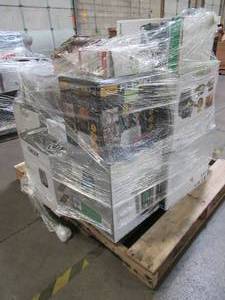 lot 232 image: WHOLESALE MIXED PALLET OF MISCELLANEOUS SMALL APPLIANCES AND MORE