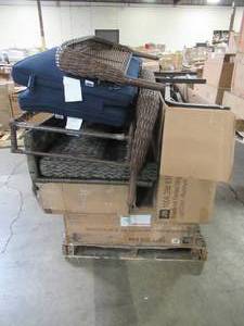 lot 147 image: WHOLESALE MIXED PALLET OF OUTDOOR PATIO FURNITURE