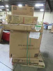 lot 149 image: WHOLESALE MIXED PALLET OF OUTDOOR PATIO SETS AND TABLE