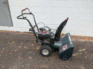 Craftsman 26 9HP Electric Start Snowblower