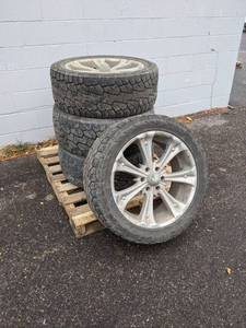 Set of 4 - 22 6-Bolt ChevroletGMC Rims and Tires