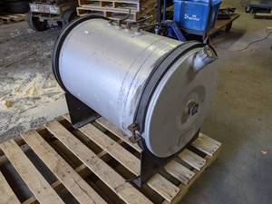 Aluminum Fuel Tank w Mounts from Reefer Trailer