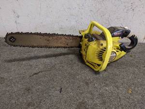 SKIL Model 946 Gas Chainsaw