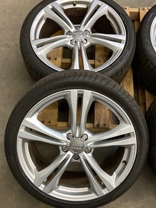 Set Of (4) Audi Wheels With Tires