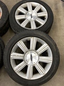 Set Of (4) Lincoln Wheels With Tires