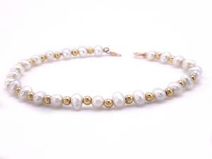 lot 29 image: Elegant Pearl and 14k Yellow Gold Bead Estate 7 Bracelet $1650
