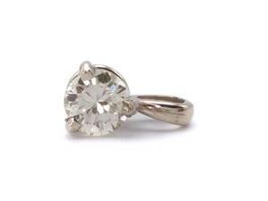 lot 47 image: 14 Carat Fine (VS, K-L) Diamond Pendant in 14k White Gold $890 Retail