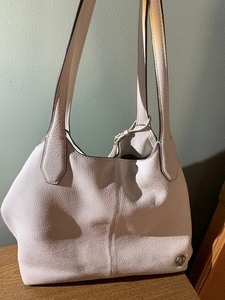 lot 39 image: Vince Camuto White Leather Ladies Handbag