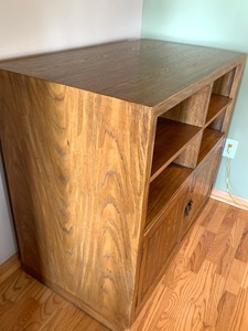 lot 5 image: Winwood by Drexel Cabinet