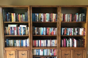 lot 64 image: Amazing Book Shelf