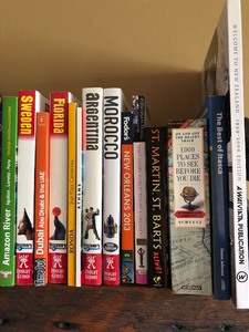lot 68 image: Lot of Miscellaneous Travel Books, Maps and Spanish Teaching Tools