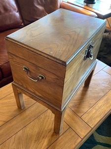 lot 4 image: Chatham Oak Chest by Drexel