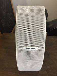 lot 68 image: Large Speaker Lot