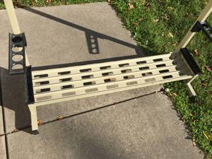 lot 82 image: Metal Clothes Rack With Shelving
