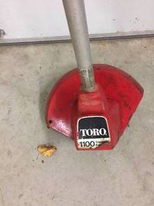 lot 113 image: Toro Weed Whip