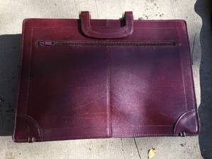 lot 174 image: Large Travel Bag Lot