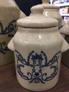 lot 234 image: Crawford Pottery Lot