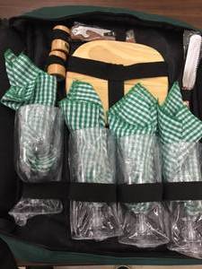 lot 238 image: Coleman Backpack Dinnerware Set