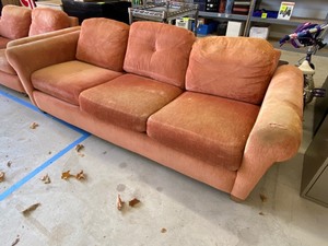 lot 252 image: Thayer Goggin Sofa and Love Seat