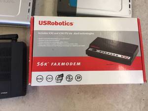 lot 283 image: Large Lot of Electronics