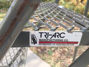 lot 332 image: Metal Rolling Ladder