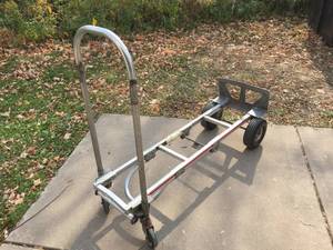 lot 333 image: Magliner Rolling Moving Cart