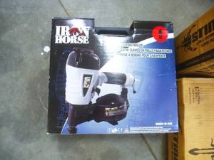 Iron Horse Pneumatic Roofing Nail Gun & Nails