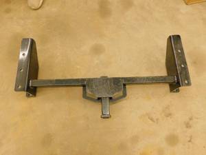 lot 77 image: Curt Towing Hitch