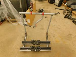 lot 79 image: Carry Bike  Rack