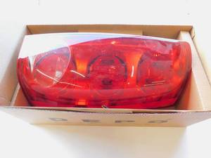 lot 81 image: Yukon Tail Lights