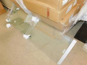 lot 91 image: Shower Door