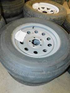 lot 116 image: ST20575R15 Tires w15 Lug Silver Rim